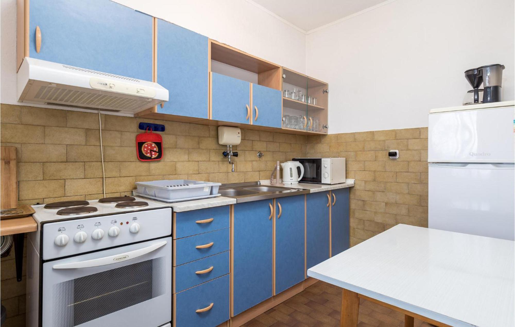 Amazing Apartment In Senj With House Sea View Exteriör bild