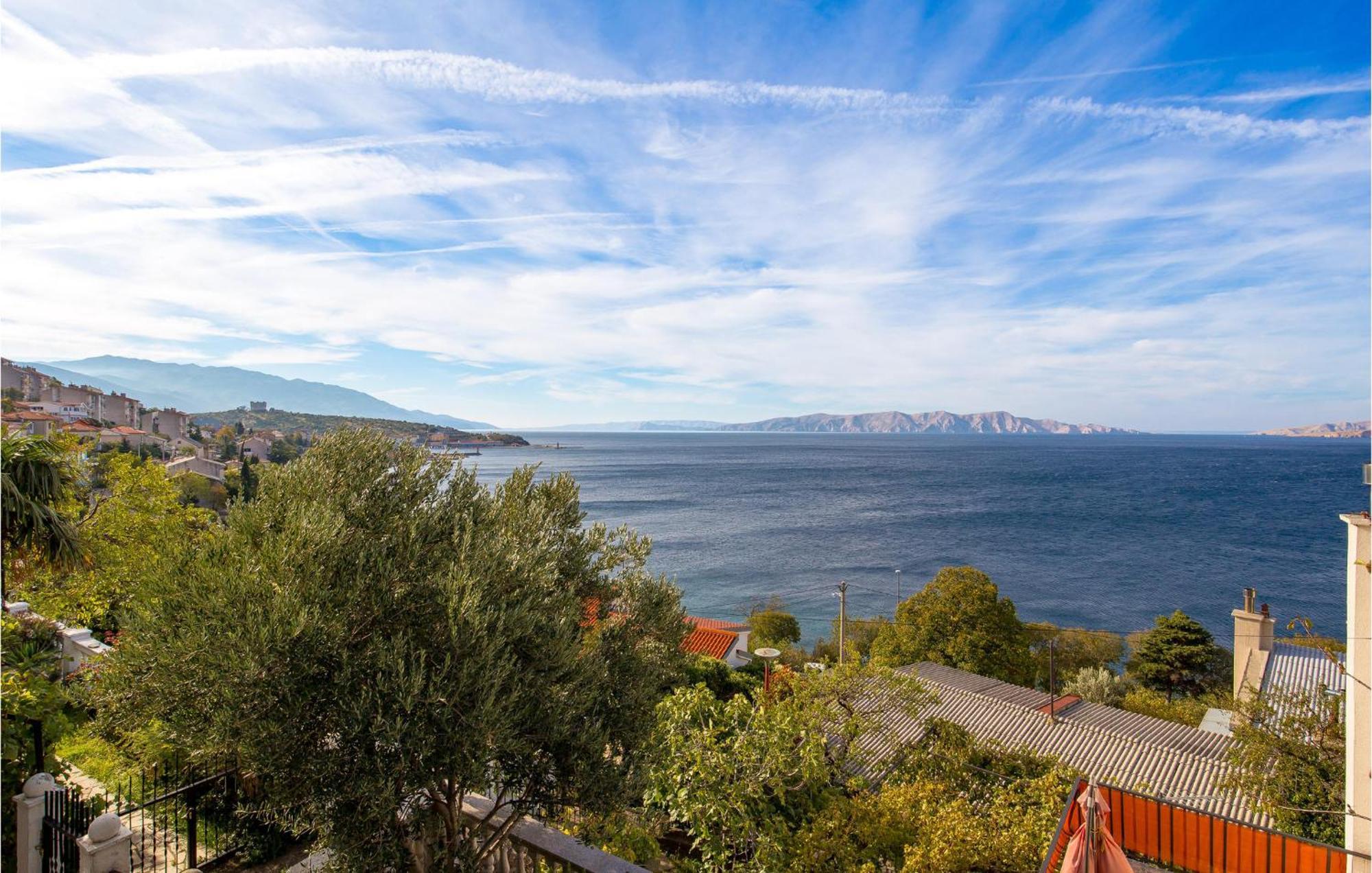 Amazing Apartment In Senj With House Sea View Exteriör bild